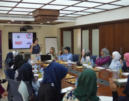 The National Bank and the Dunya Women's Cancer Center Organize an Awareness Seminar for the Palestinian Women Police Members