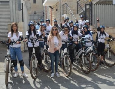 The National Bank Promotes Breast Cancer Awareness In The Streets Of Jerusalem